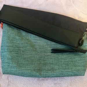 Sherpani Vale Cross Body Bag - Teal/Black - EUC